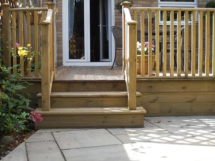 Decking-in-Enfield-5.jpg