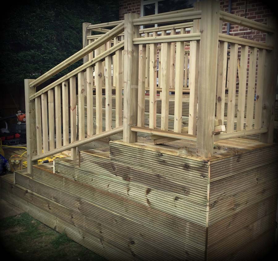 Decking-in-enfield-1.jpg