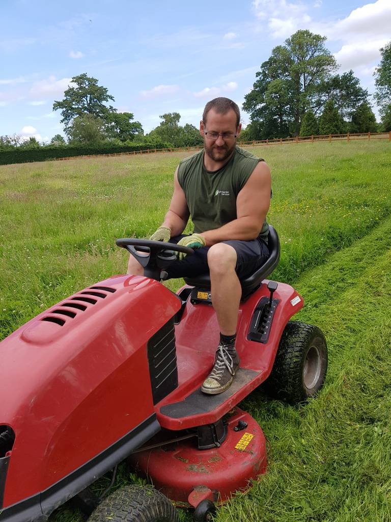 Gardener-at-work-1-1.jpg