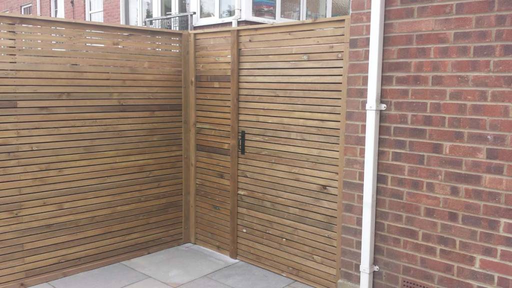 Timber-Screening-Enfield-4.jpg