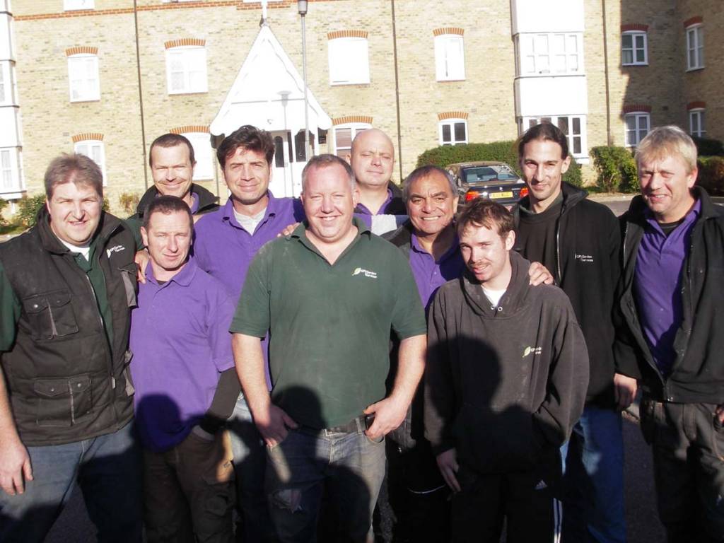 GP-with-DIYSOS-team.jpg